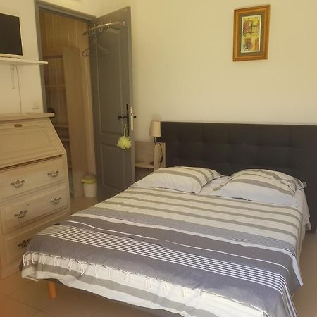 Les Lezards 2 Au Soleil Draguignan Bed & Breakfast Bagian luar foto
