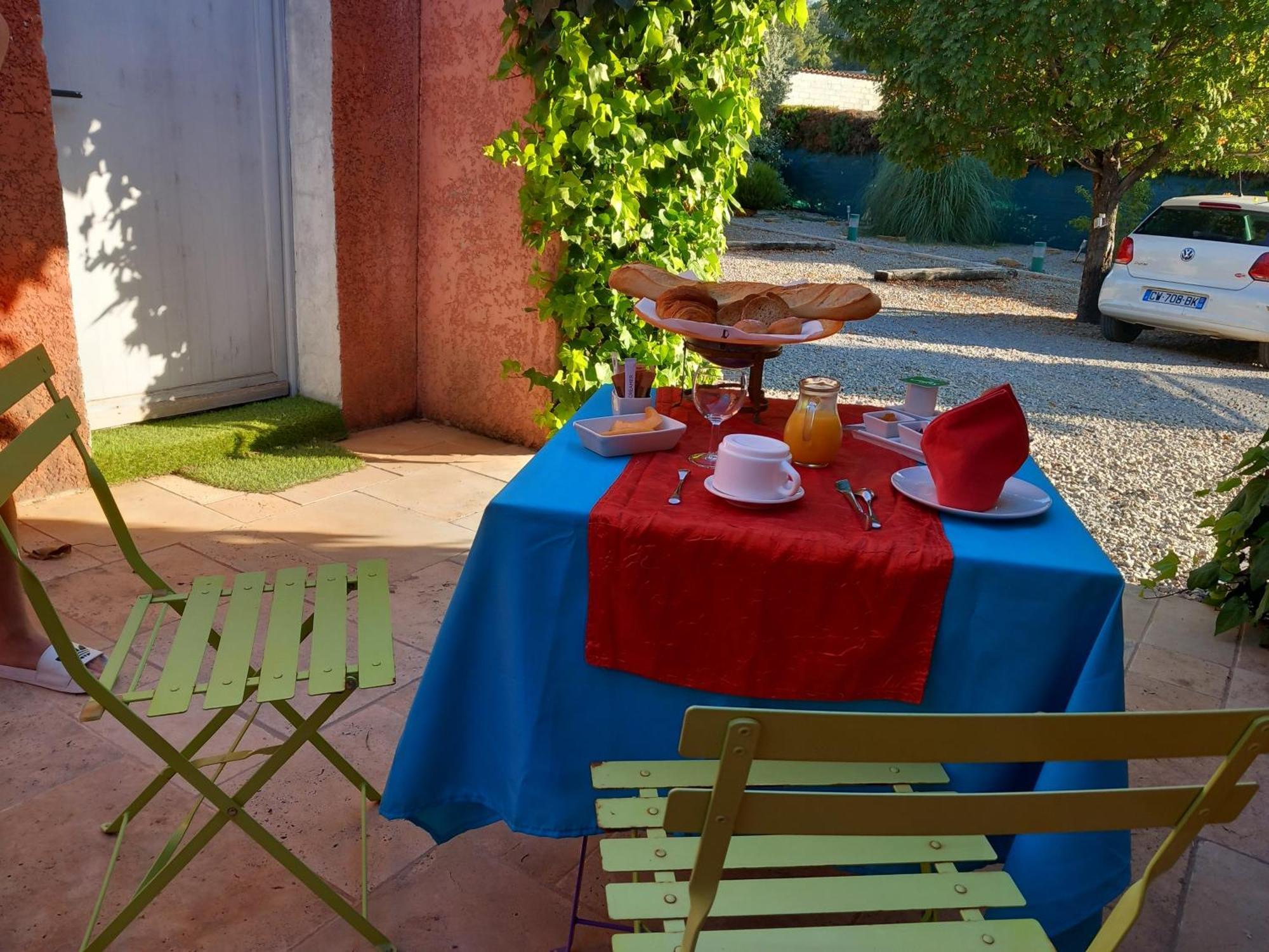 Les Lezards 2 Au Soleil Draguignan Bed & Breakfast Bagian luar foto