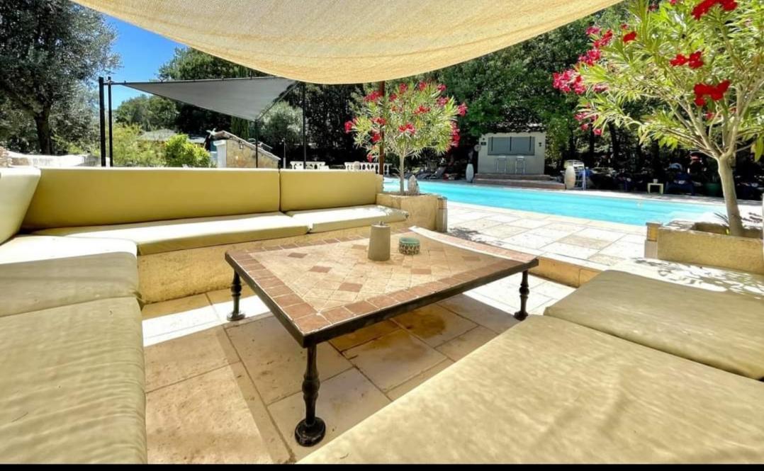 Les Lezards 2 Au Soleil Draguignan Bed & Breakfast Bagian luar foto